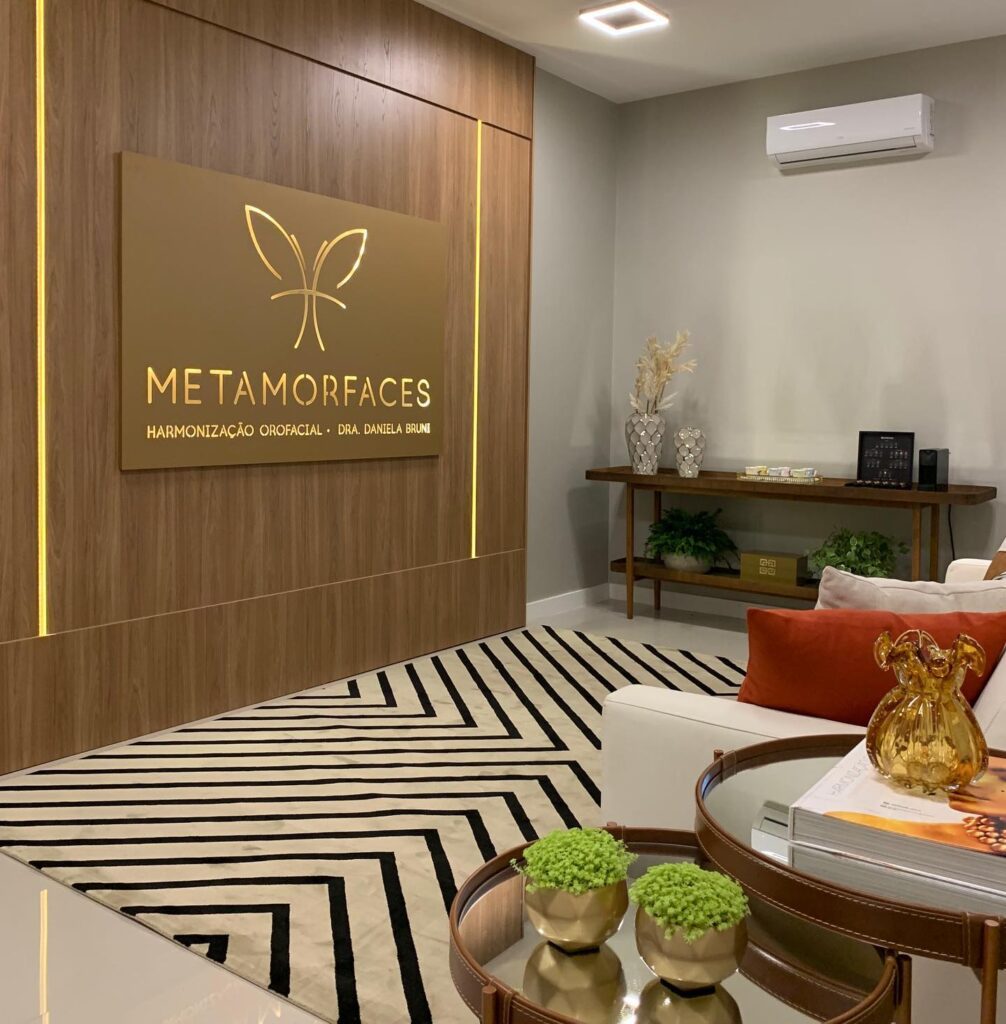 clínica de estética metamorfaces por fabiana rocha arquitetura
